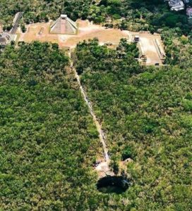 Chichen Itza Deluxe